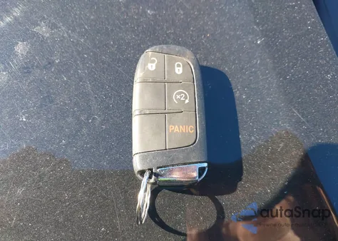 2022 Jeep Compass Trailhawk 4X4 z USA, uszkodzony, nr VIN 3C4NJDDB7NT101035